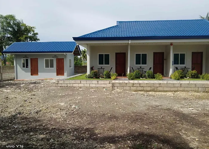 J&l Apartelle 3*