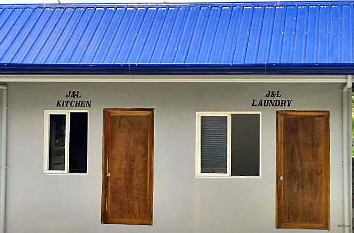 J&l Apartelle Moalboal